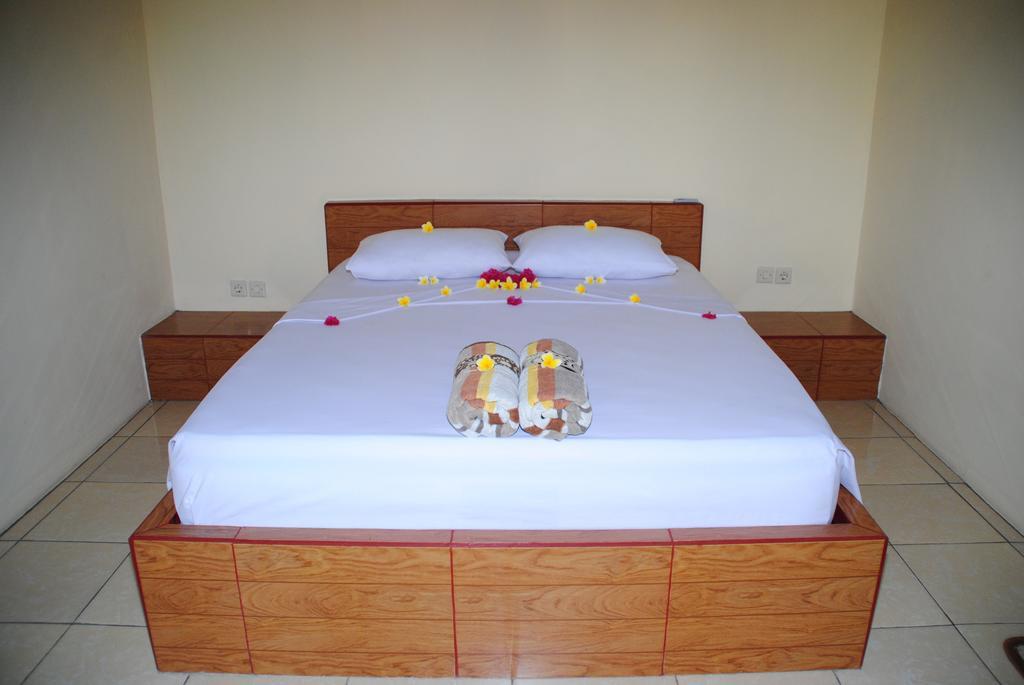 Kubu Sari Guest House Pemuteran Rom bilde