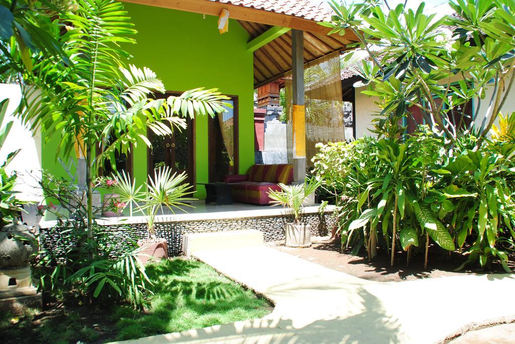 Kubu Sari Guest House Pemuteran Rom bilde